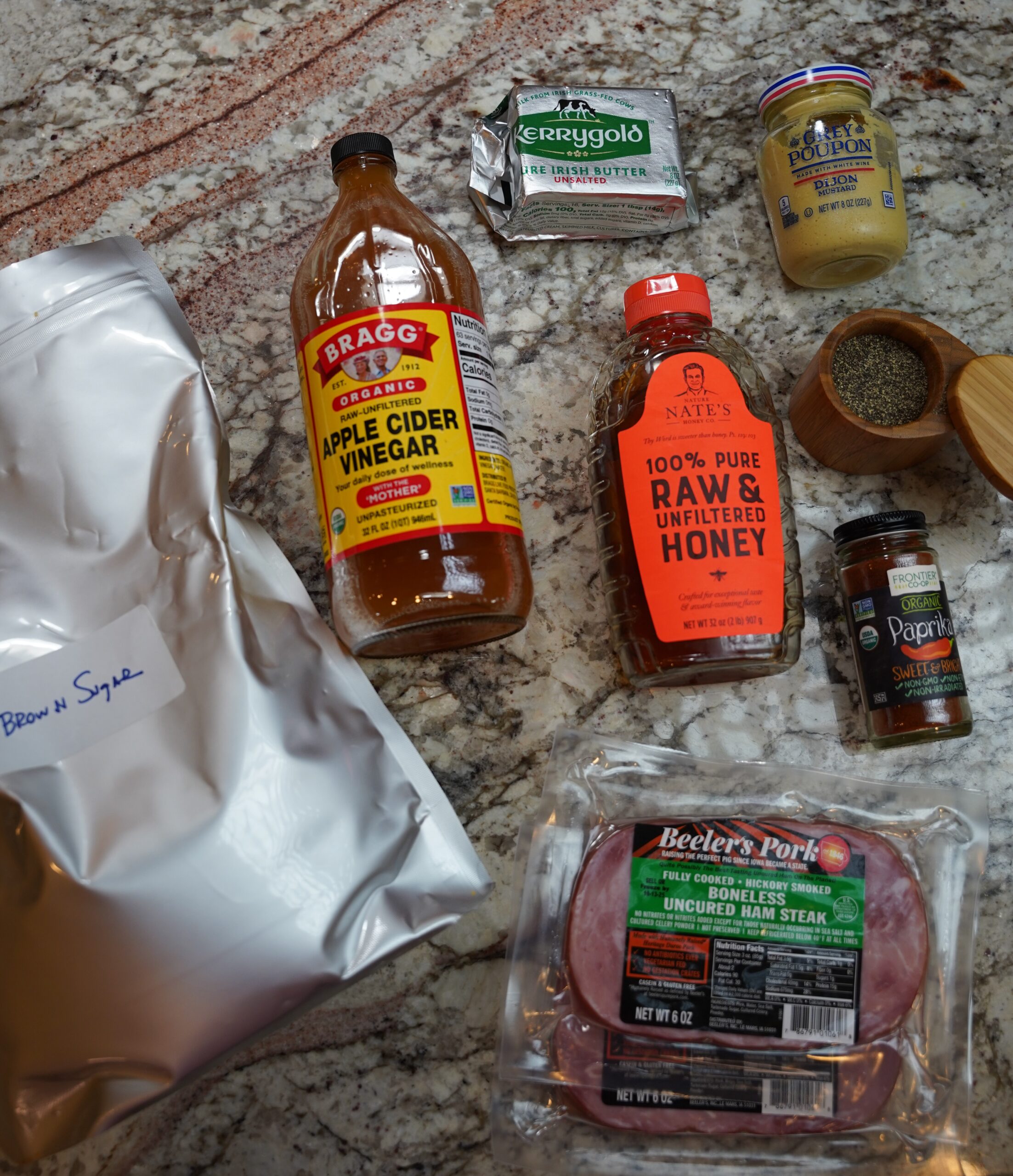 Brown sugar dijon glazed ham steak ingredients. Brown sugar, apple cider vinegar, butter, dijon, honey, smoked paprika, pepper, beelers ham steak.